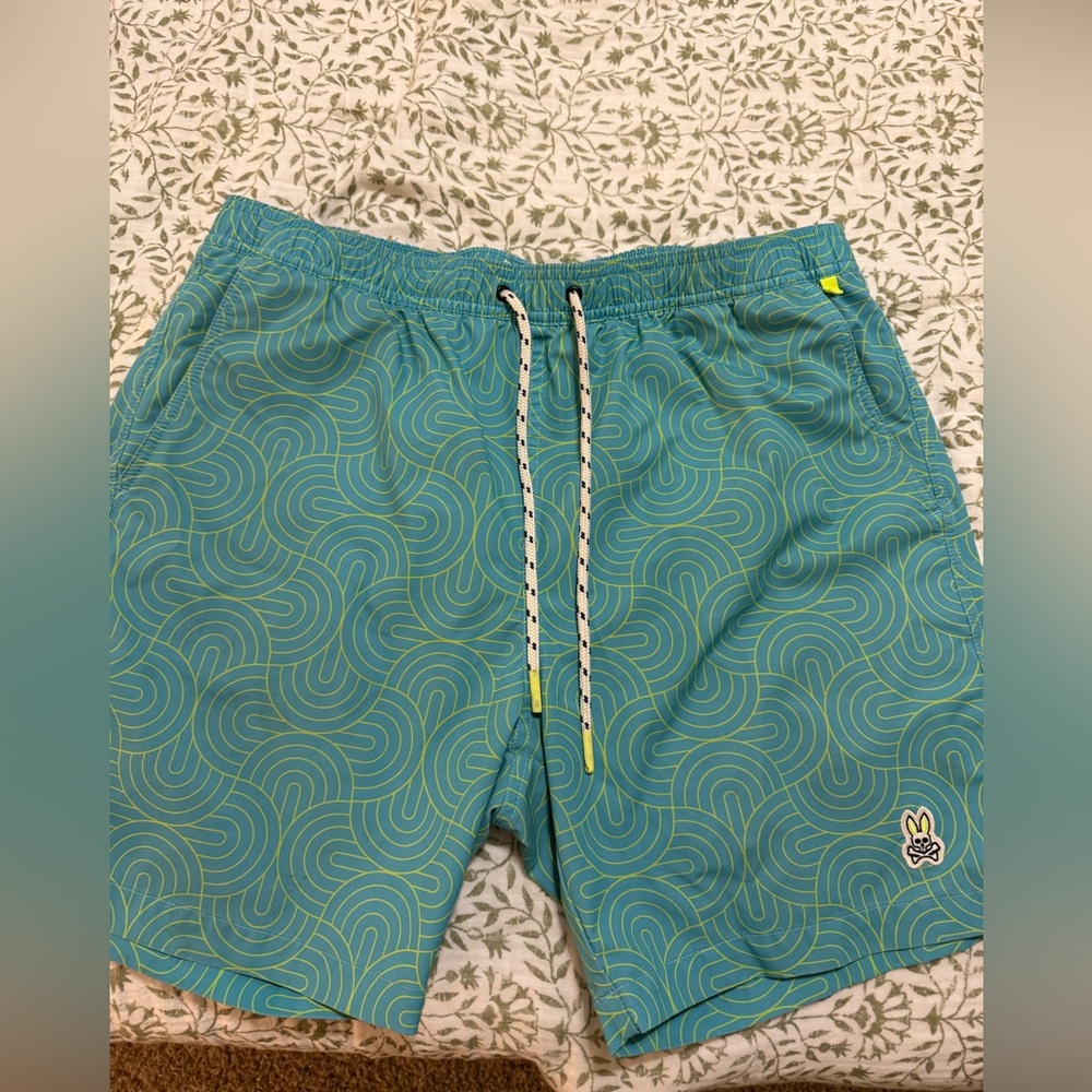 men’s swim trunks
